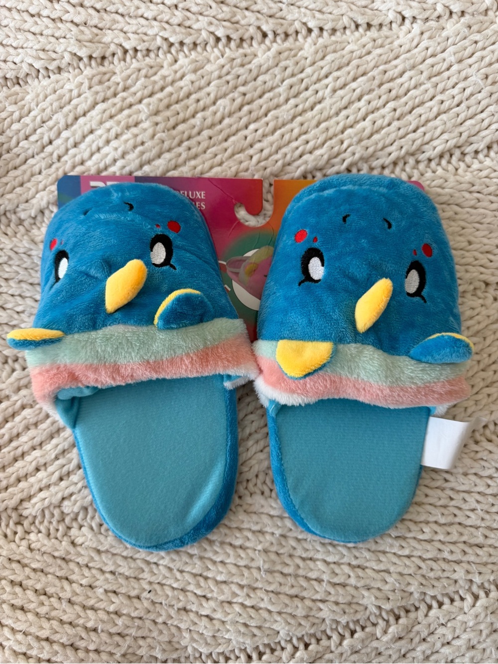 NEW Kids Unicorn Slippers Large 4-5 Plush Novelty Fuzzy Comfy House shoes Blue